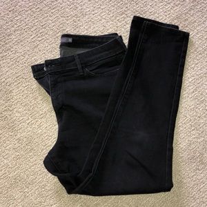 Levi’s black jeans